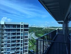 q-bay-residences photo thumbnail #8